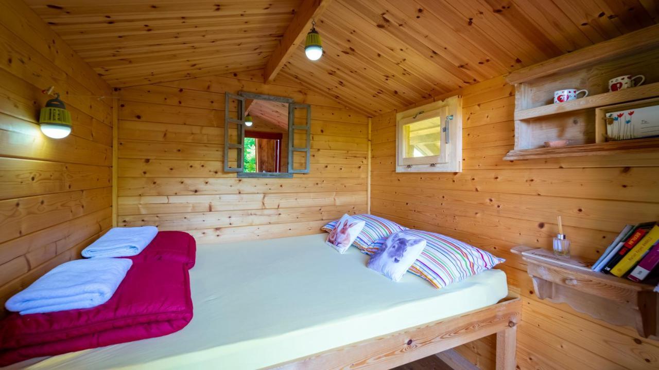 Robinzonski Turizam "Robin' S Hood" Skrad Bagian luar foto