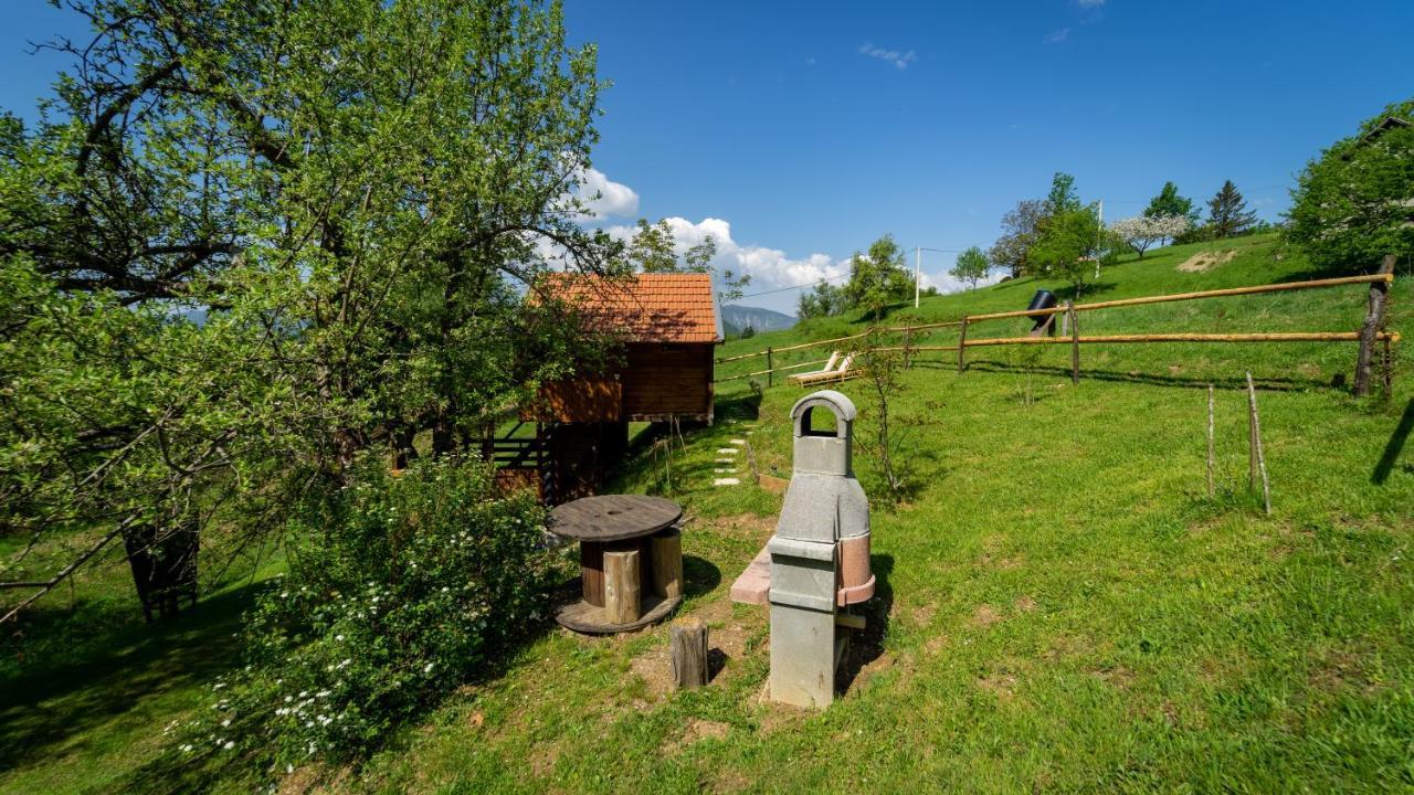 Robinzonski Turizam "Robin' S Hood" Skrad Bagian luar foto
